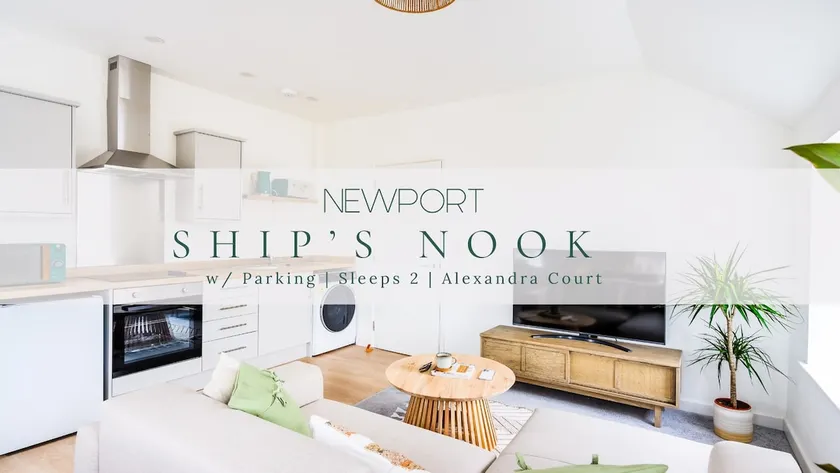 Newport Ship's Nook: Cozy Hideaway - Image 1