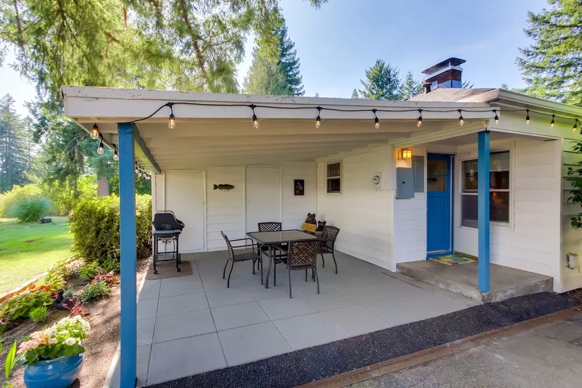 Peaceful & Scenic Cottage Near McKenzie River! - Image 1