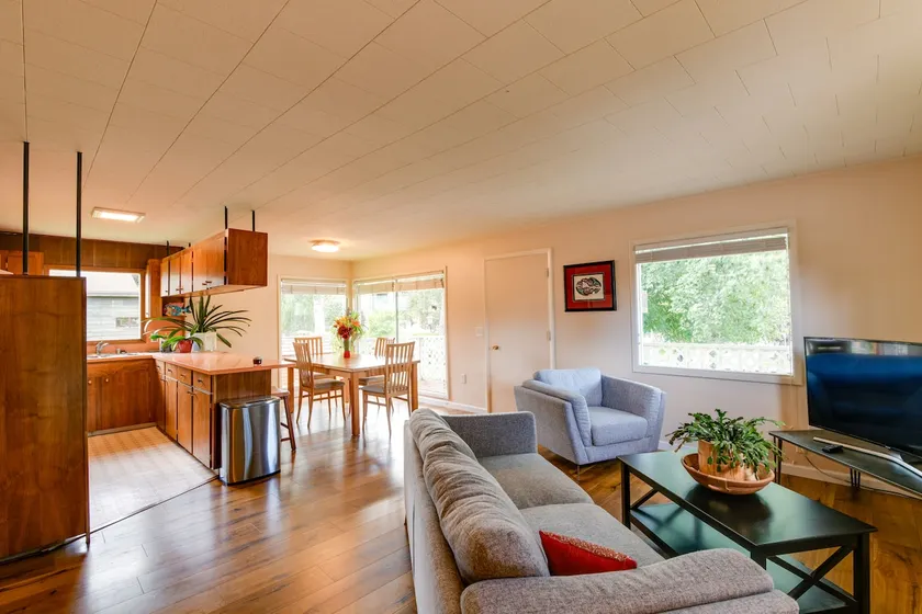 Downtown Anchorage Vacation Rental w/ Garden Views - Image 1
