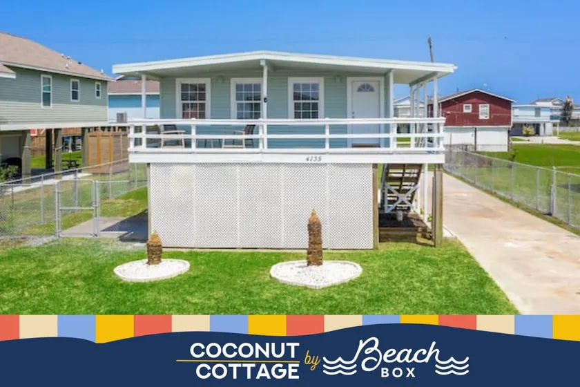 Cute Cottage With Game Room, Close to the Beach - Image 1