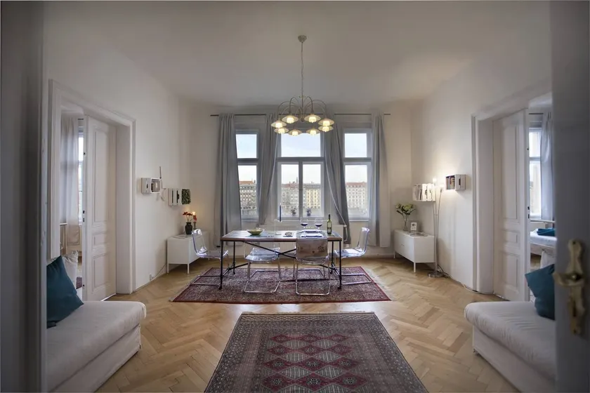 Spectacular Riverview apartment - Image 1