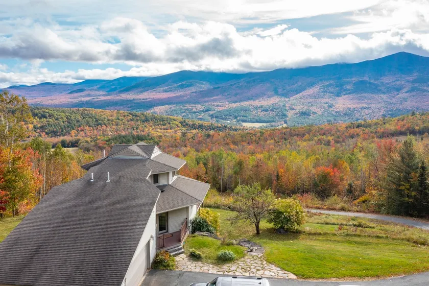The Honey Pot | Incredible Views - Image 1