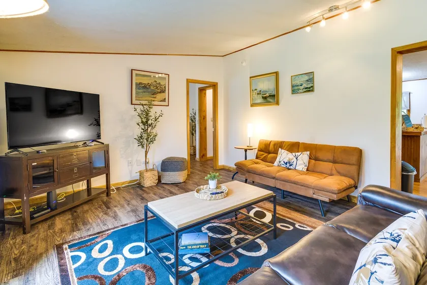 Charming Watkins Glen Home w/ Deck & Yard! - Image 1