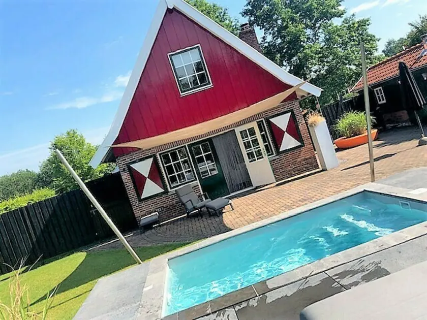 The Madelief with private swimming pool, hot tub and sauna - Image 1