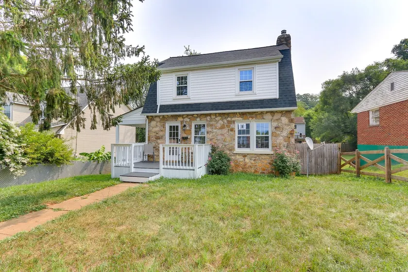 Chic Front Royal Retreat Near Shenandoah River! - Image 1