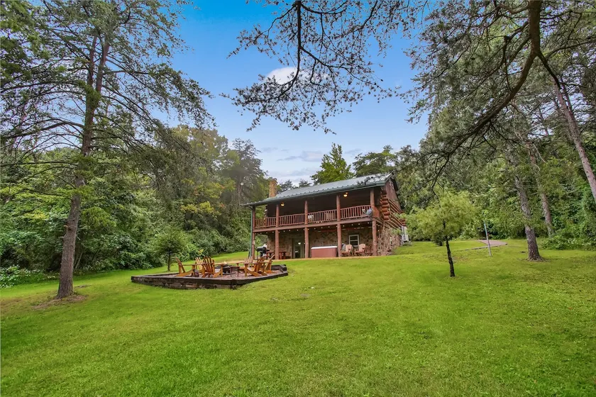 Sugar Grove Log Cabin | HOT TUB + Pool Table! - Image 1