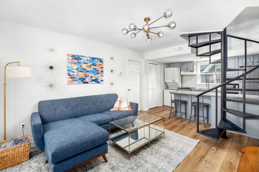 Entire Auburn Condo walking distance to downtown and Toomer’s Corner ! - Image 1