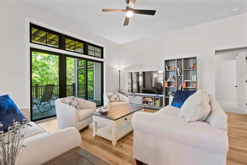 Indoor Pool, Hot Tub, Gym and Dog Friendly! - Image 1