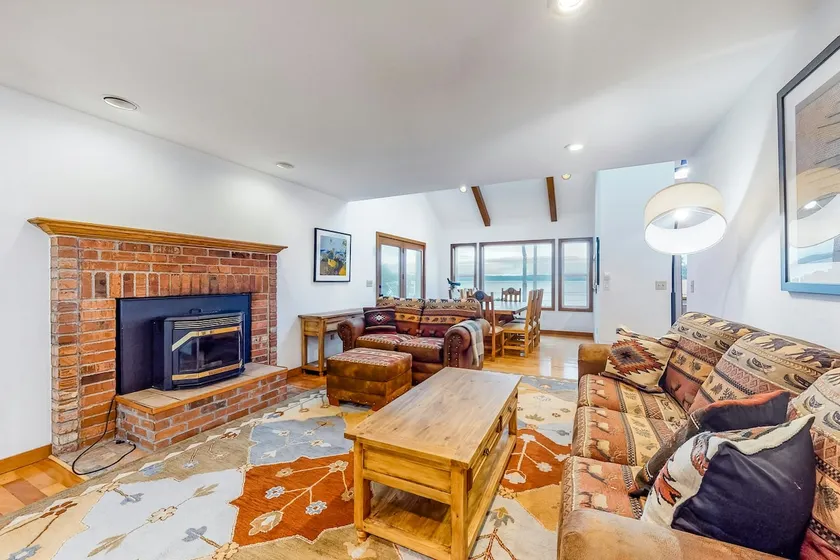 4BR Bayview Dog Friendly - Deck - Garage Parking - Image 1