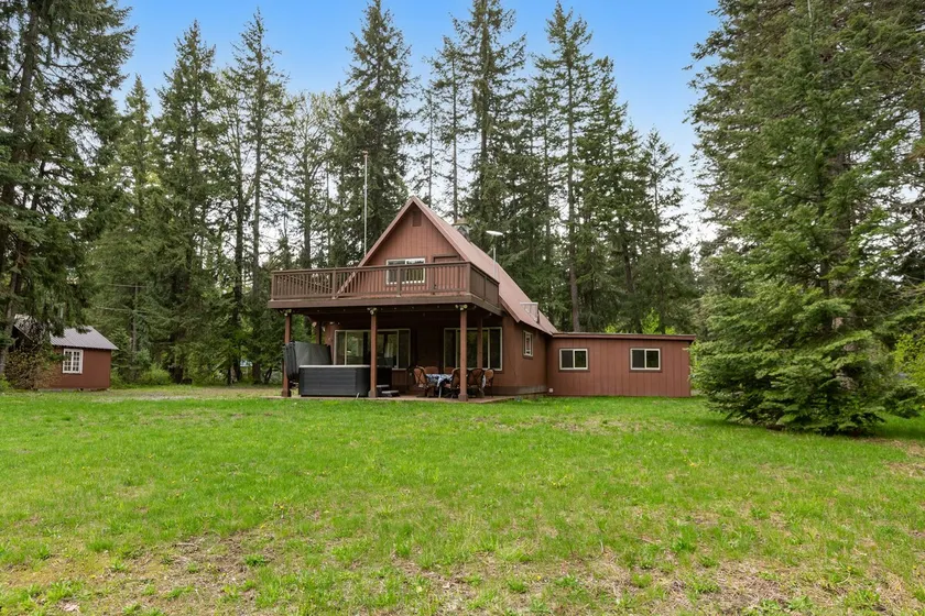 Large 3BR Riverfront Dog Friendly | Hot Tub - Image 1