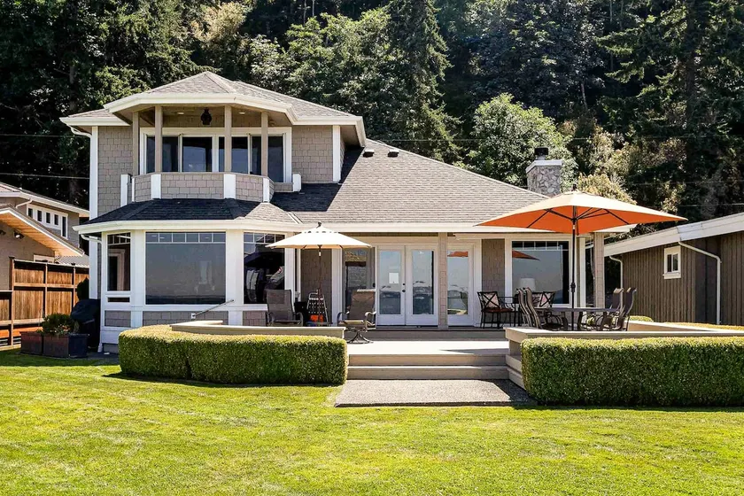 3BR Oceanfront Whidbey Island | Balcony | W/D - Image 1