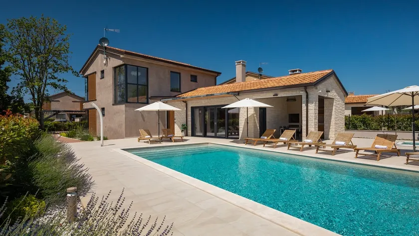 Villa Curitico by Villas Guide - Image 1