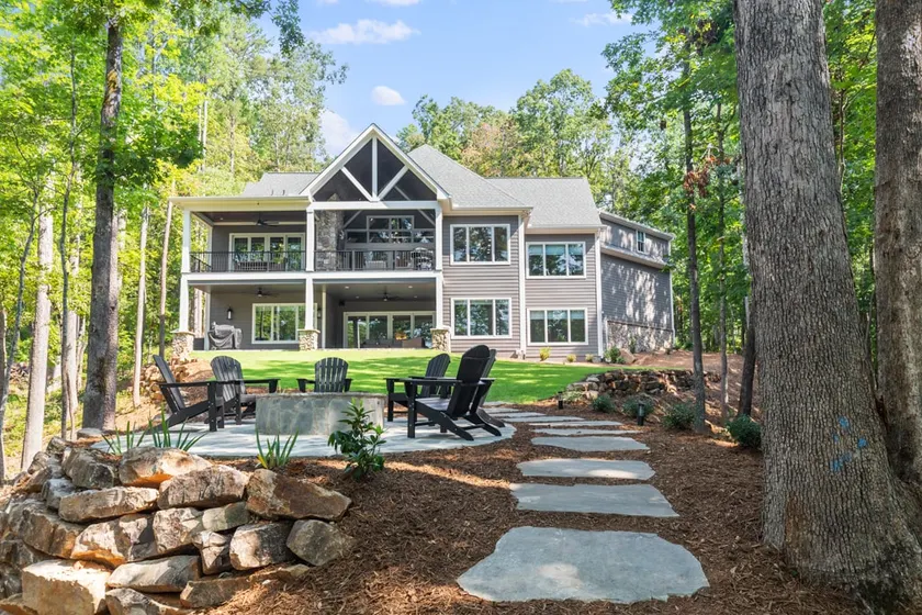 Keowee Cove Retreat on Lake Keowee! - Image 1