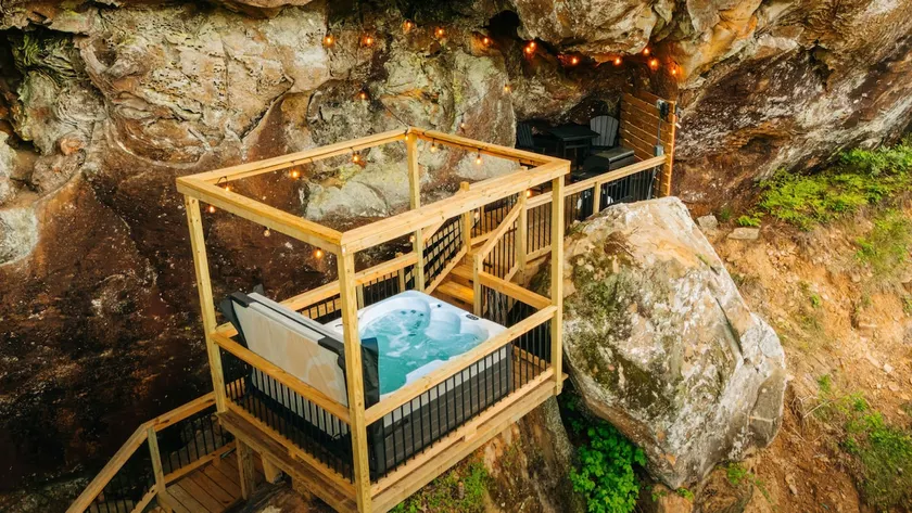 Cliffside Hot Tub Cabin | Dogs | Red River Gorge - Image 1