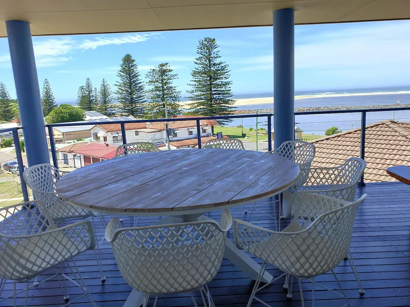 180 Degree Views of Pure Relaxation and Serenity - Image 1