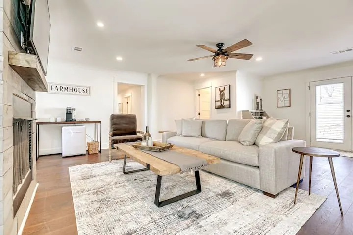 2 BR Highland House of Historic DWTN Franklin - Image 1