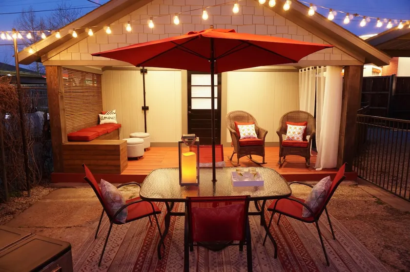 Socozyluxe Cottage in Uptown / Oak Lawn - Image 1
