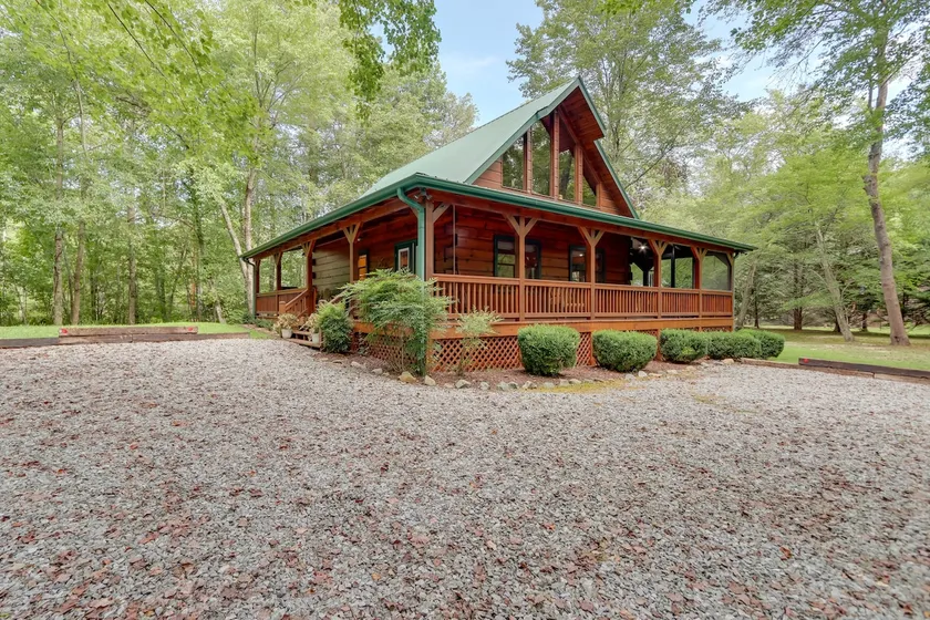 Blue Ridge Cabin Rental w/ Hot Tub & Creek Access! - Image 1