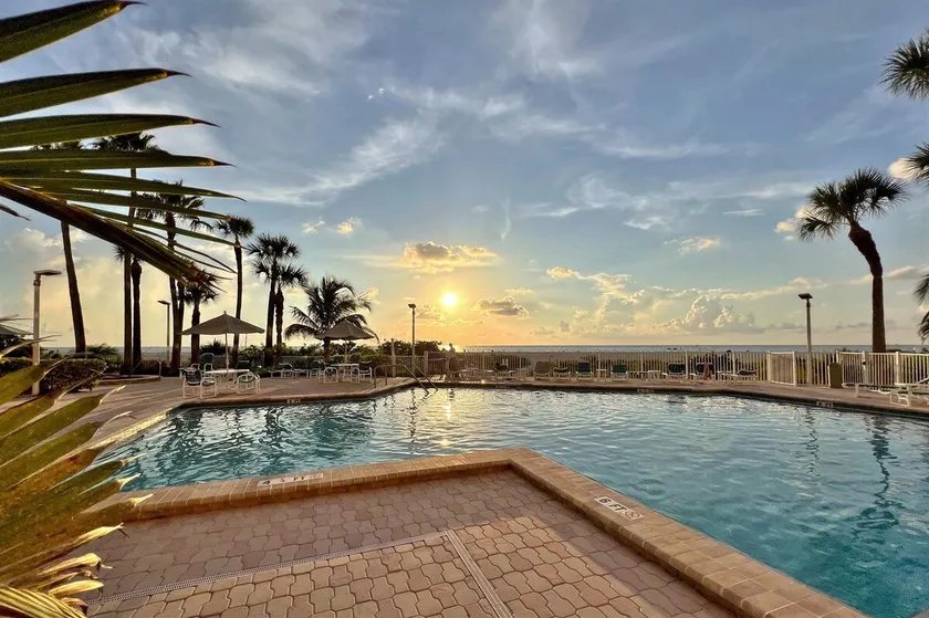 CBC 1-9B –Beachfront-Pool-Hot Tub-Tennis-Gym! - Image 1