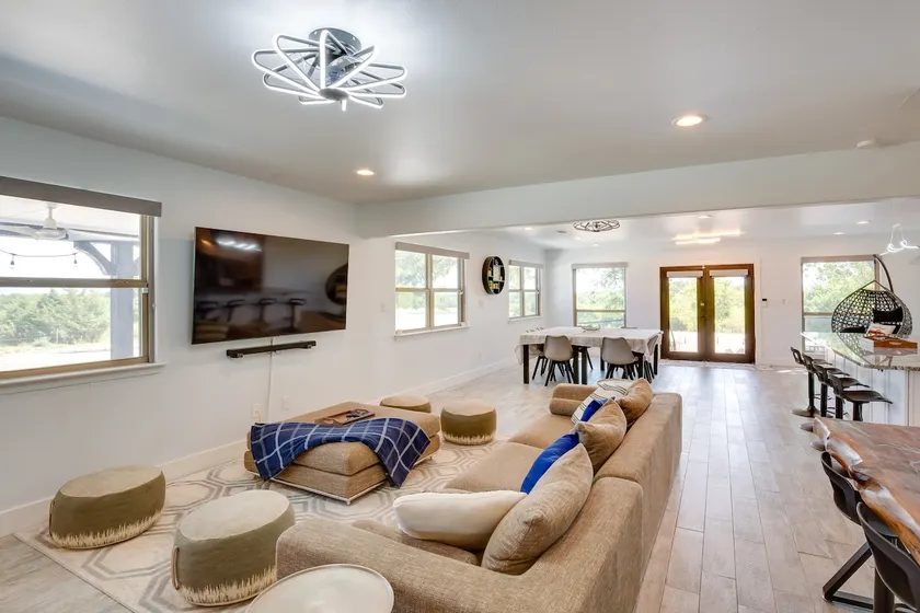 Cozy Interior + Lake View: McKinney Ranch Home! - Image 1