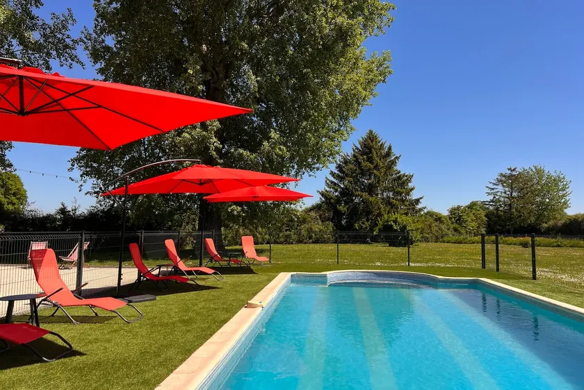 La Gravière - Festive Paradise with Private Pool - Image 1