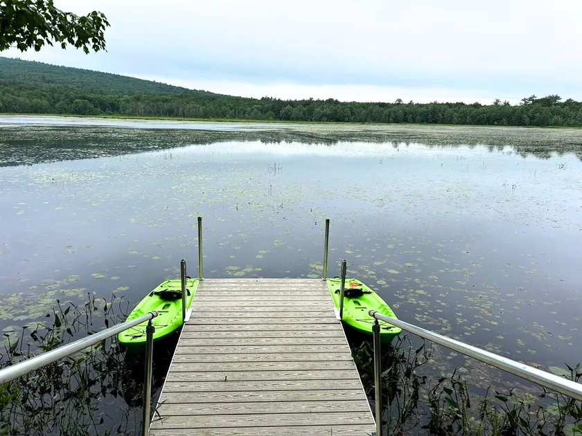 Lakefront Retreat - Dock. Fenced in Yard. - Image 1