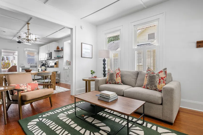 Perfect Location from Park Circle | The Arrow - Image 1
