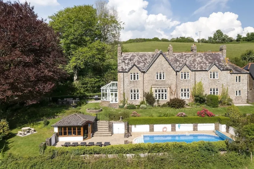 The Rectory Stunning Views Pool & Padel Court - Image 1