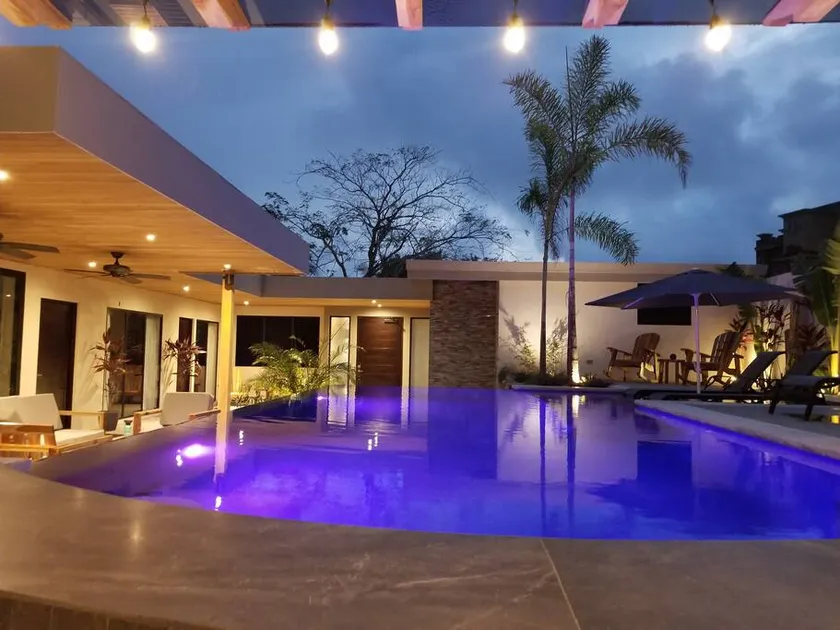 Private Pool with direct access to 2 beaches! - Image 1