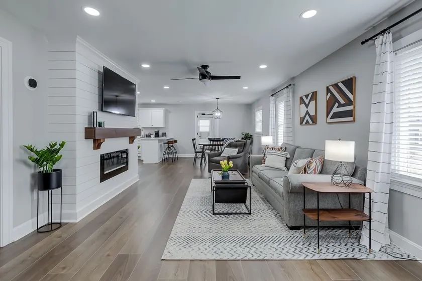 Modern Farmhouse in Downtown Simpsonville, SC - Image 1