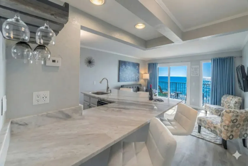 Luxury Waterfront Balcony, Heated Pool and more - Image 1