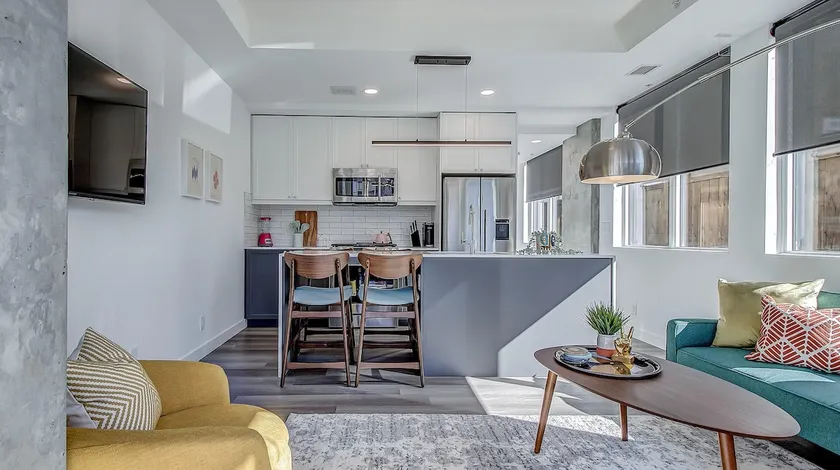 Vibrant & Modern Loft-style Walkout Near LRT - Image 1