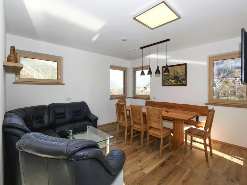 Apartment in Aschau with Zillertal Views - Image 1