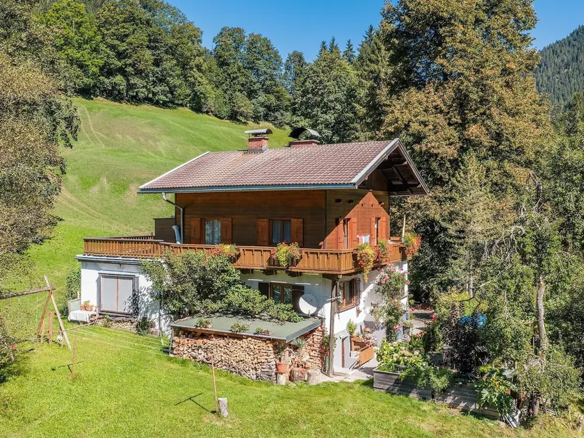 Apartment in Huttau near Ski Amade Slopes - Image 1