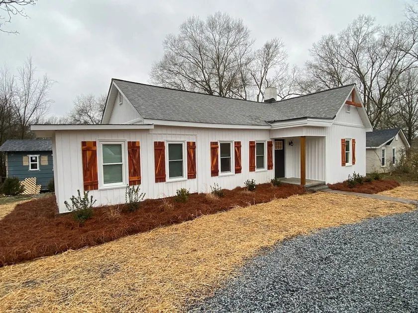 Modern Farmhouse | Walkable Downtown Davidson - Image 1