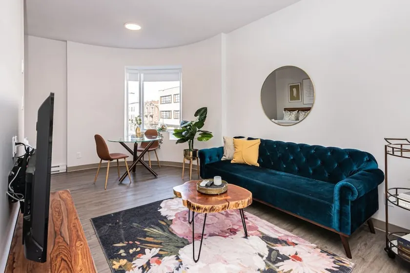 Huge New Flat well Located closed on St-Denis Street by Den Stays - Image 1