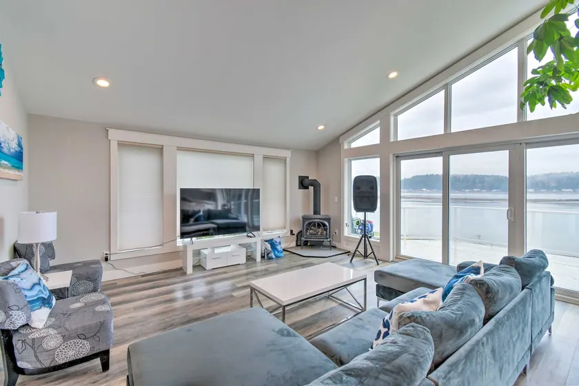 Scenic & Spacious Getaway on North Bay w/ Deck! - Image 1