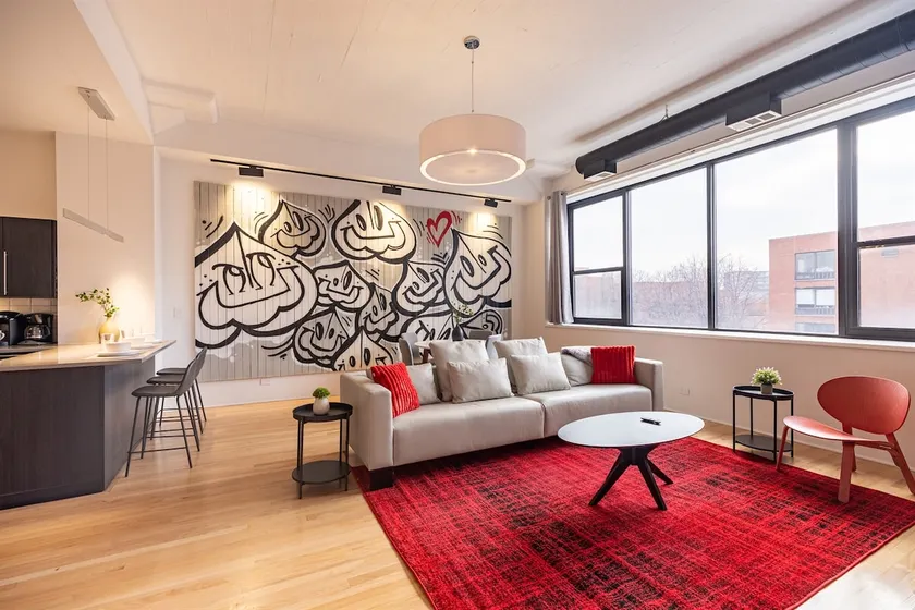 1BR South Loop Loft I SuperHost + Top Rated! - Image 1