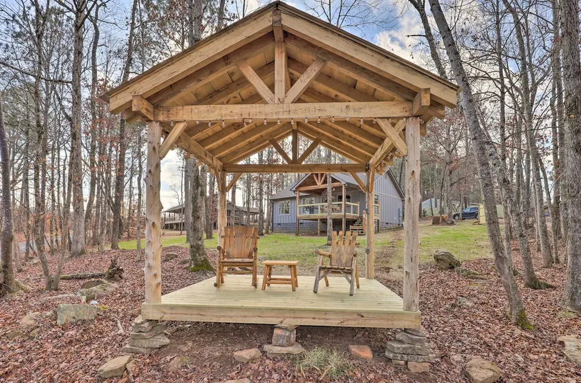 Creek-View Getaway w/ Deck, Yard, & Fire Pit! - Image 1