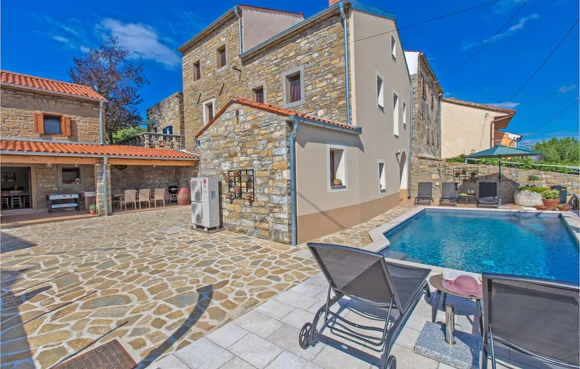Gorgeous Home In Smarje - Image 1