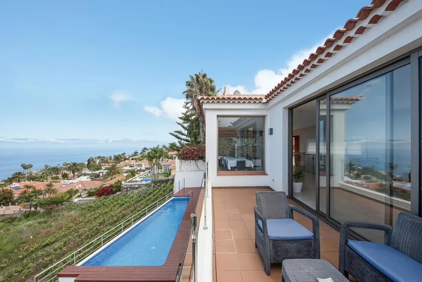 Casa vacanze 'Casa Santa Úrsula' con vista mare, piscina, Wi-Fi e giardino - Image 1