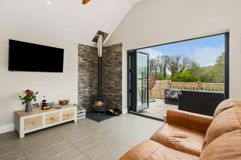 Elm Tree Cottage - Image 1