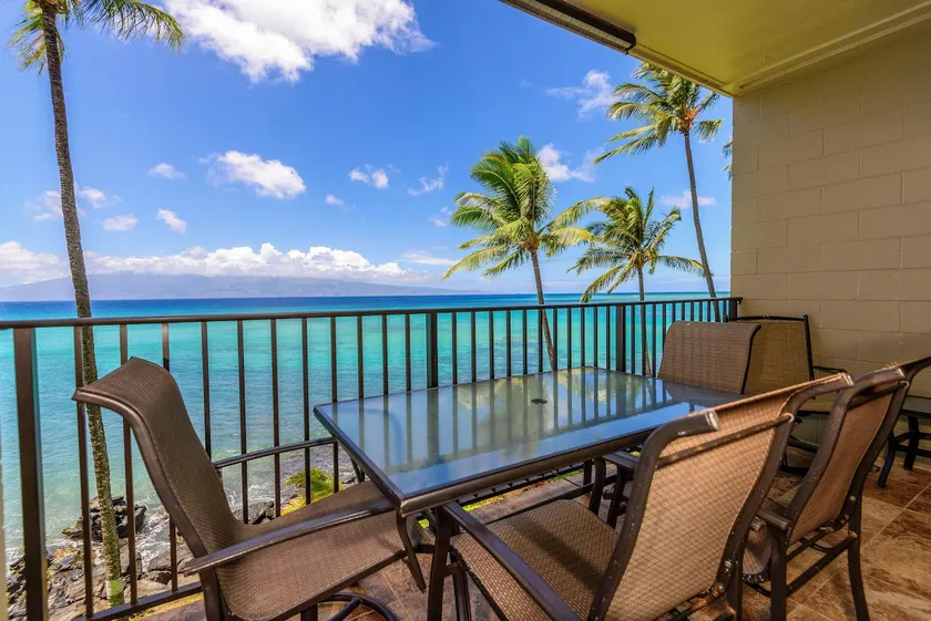 Noelani 304 Oceanfront BD/3BA 2 lanais, AC, beach - Image 1