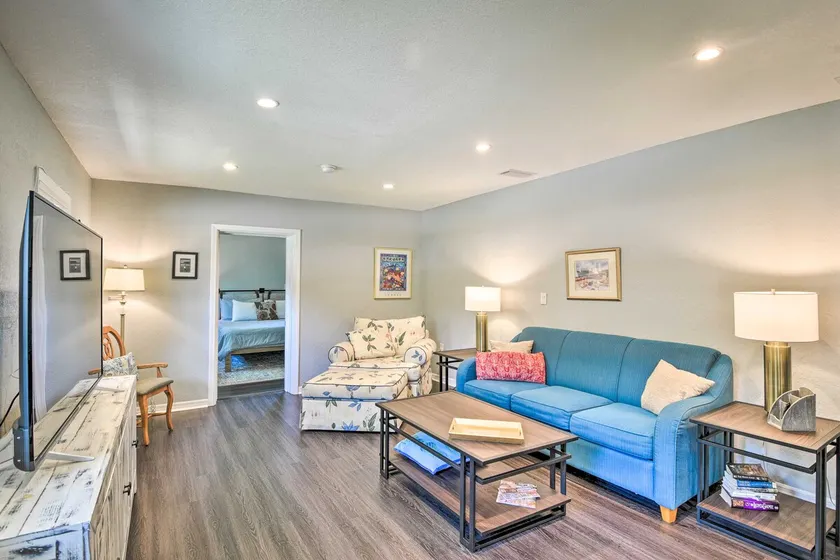 Near Beaches and Speedway! Dog-Friendly Hidden Gem - Image 1