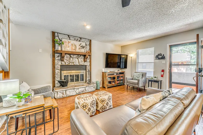 Cozy Ruidoso Condo w/ Deck ~ 2 Mi to Cedar Creek! - Image 1