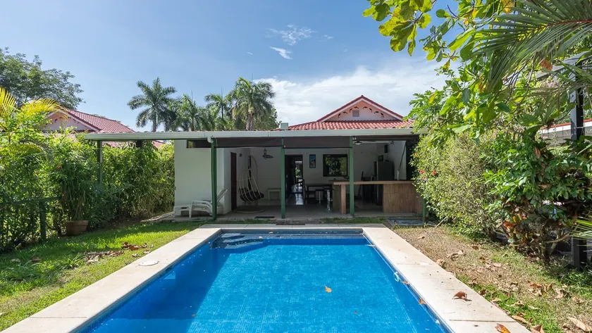 Pura Vida Villa! Beachfront Golf Club, 24/7 sec - Image 1