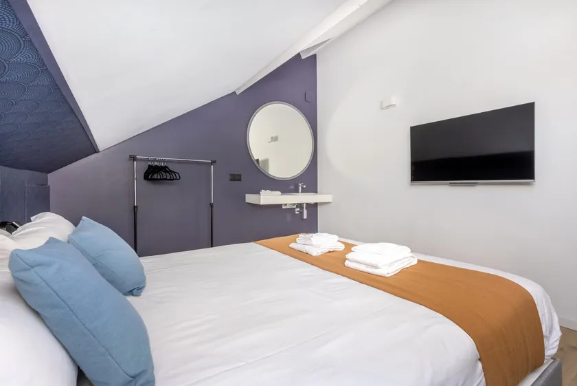 Apartment-Le Nouveau Siècle-Private Bathroom - Image 1