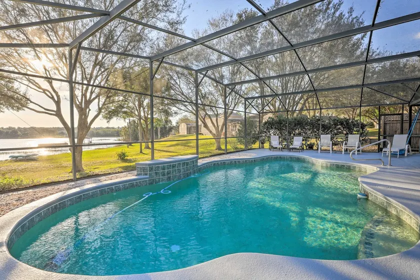 Dog-Friendly Lake Home w/ Dock ~ 25 Mi to Disney! - Image 1