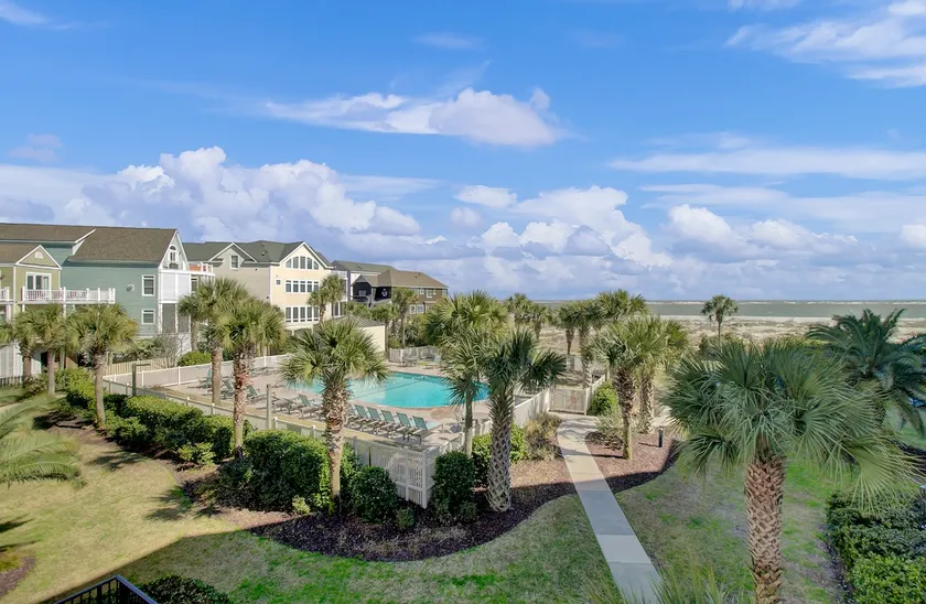 New Listing! Summer House 203 - Ocean View Haven! - Image 1