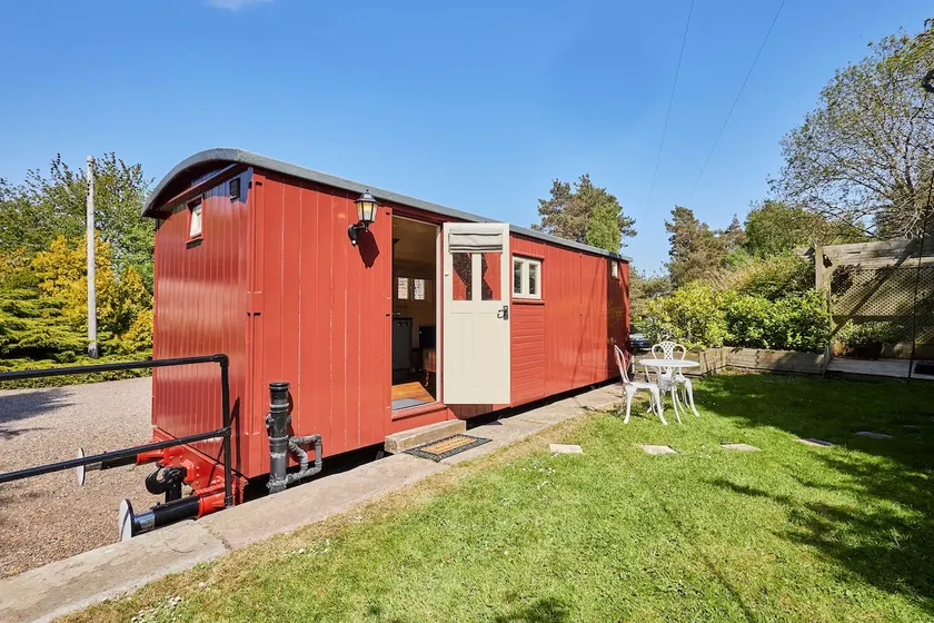 Host & Stay | Guards Van - Image 1